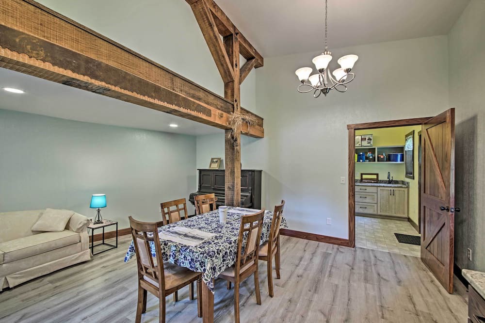 Photo of Others in Huron