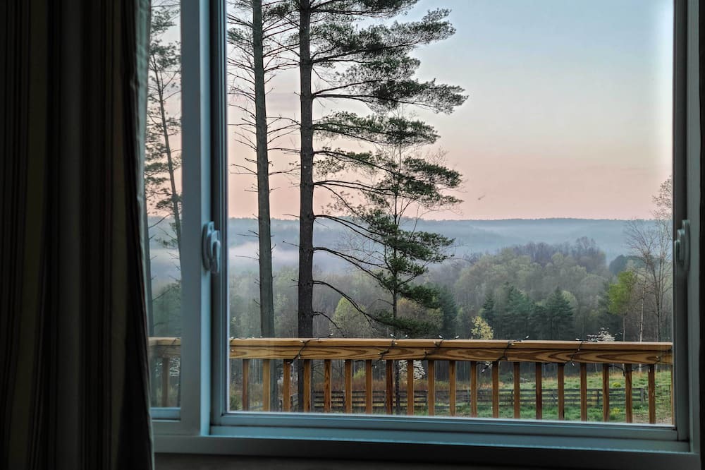 Photo of Others in Huron