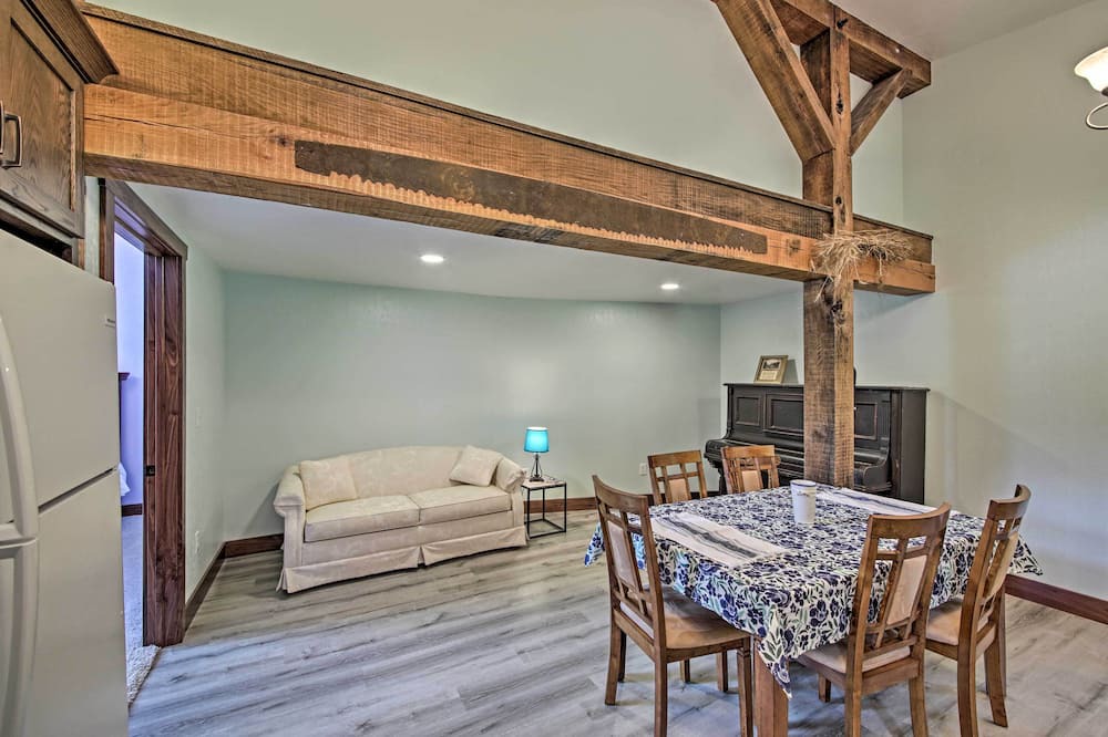 Photo of Bedroom in Huron