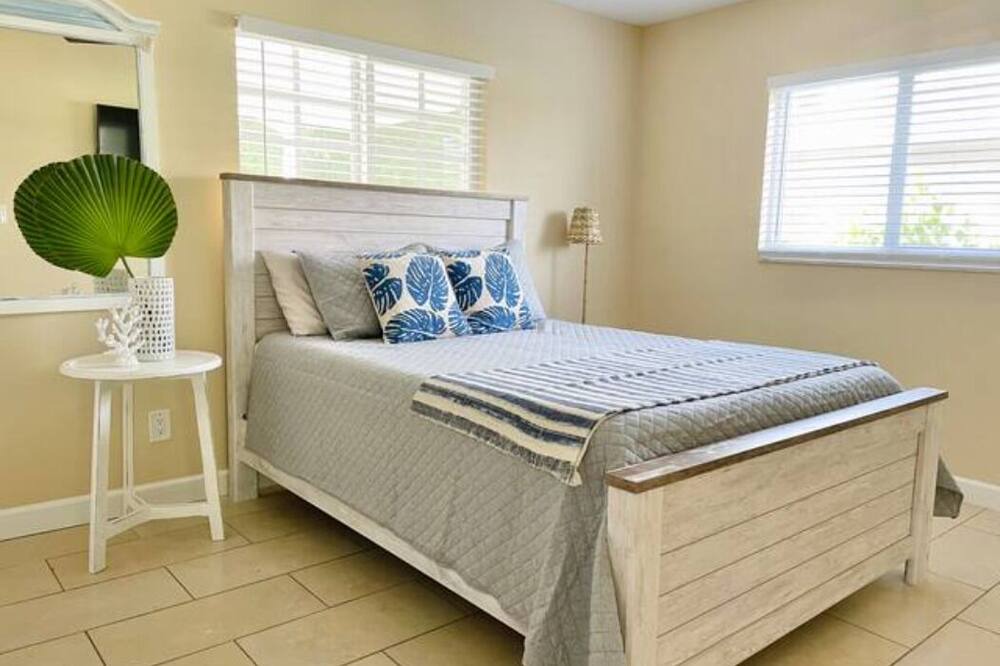 Photo of Bedroom in North Naples