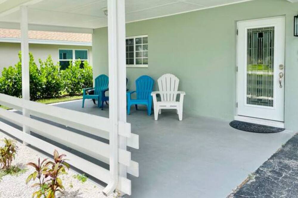 Photo of Patio Balcony in North Naples