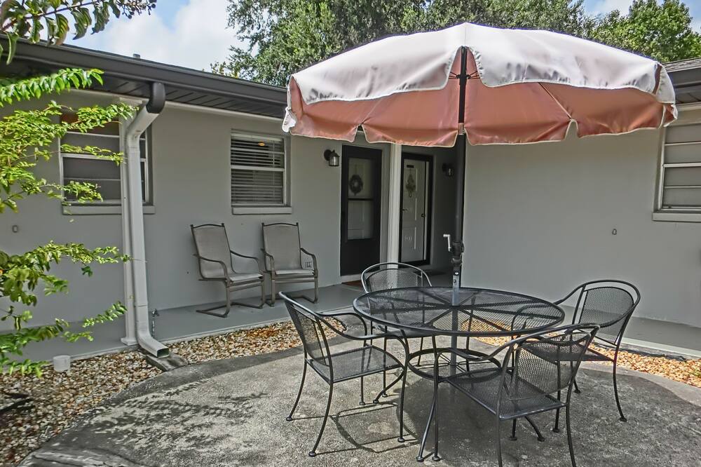 Photo of Patio Balcony in Springs at Kings Bay