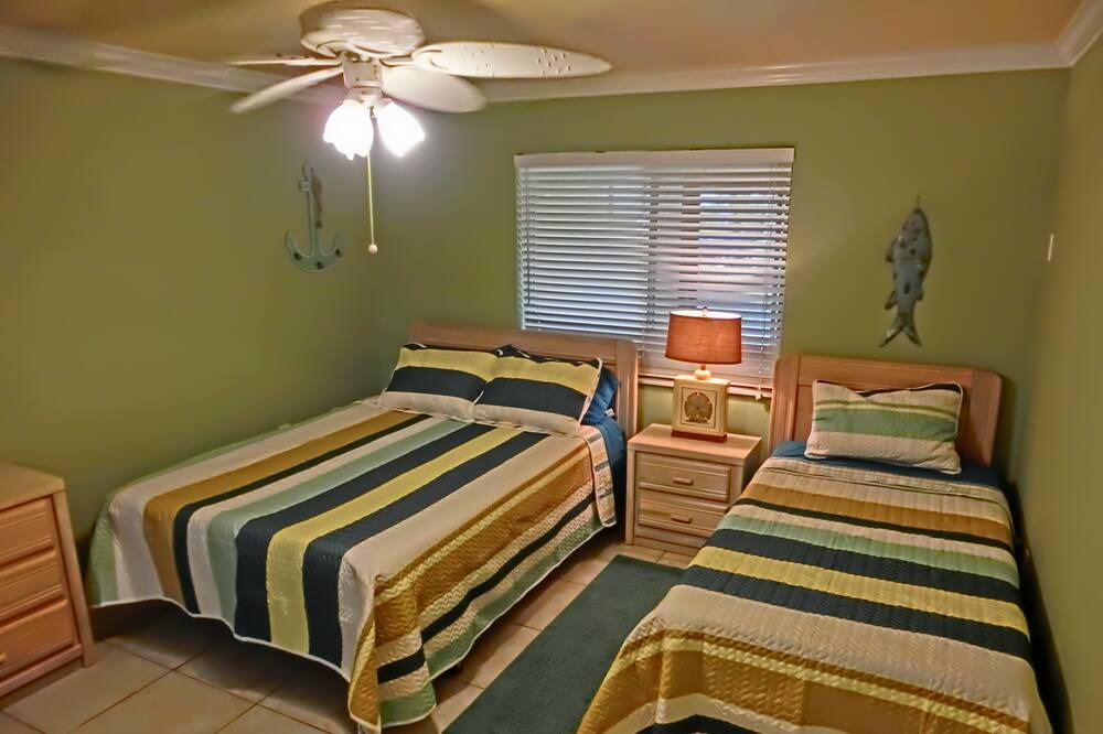 Photo of Bedroom in Springs at Kings Bay