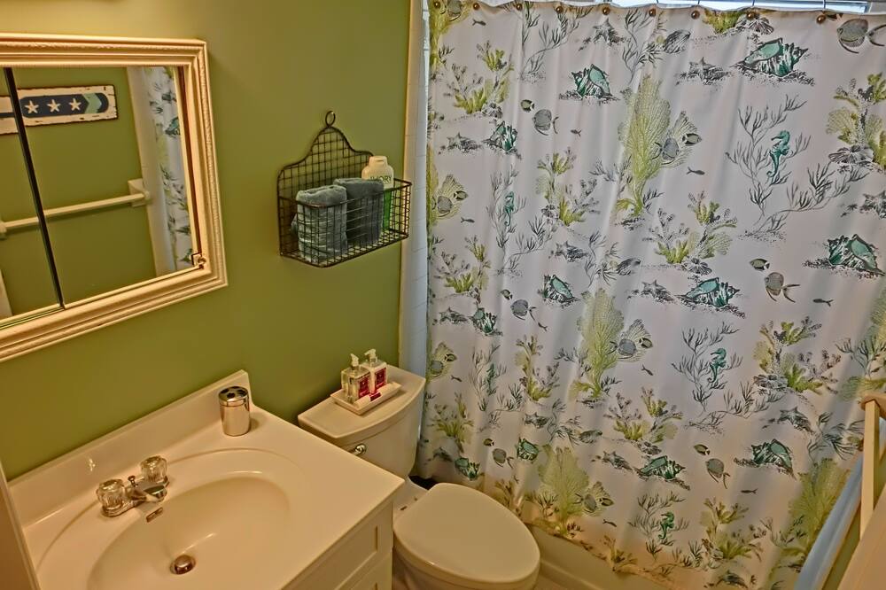 Photo of Bathroom in Springs at Kings Bay