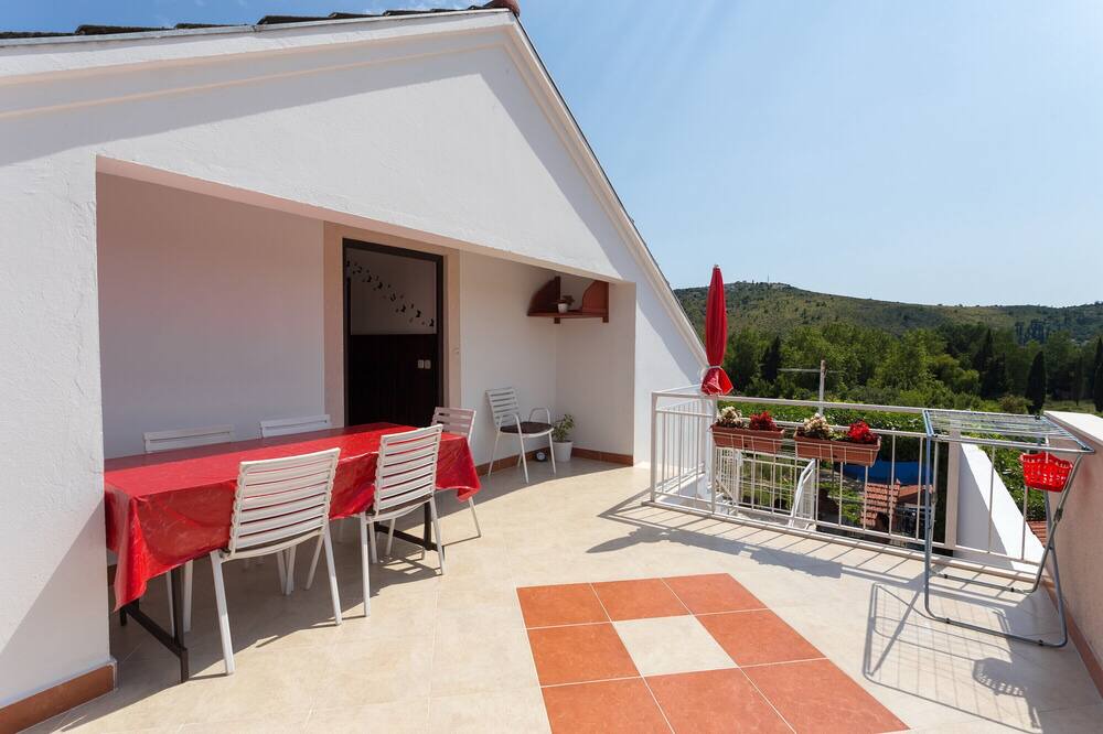Photo of Patio Balcony in Zupa dubrovacka