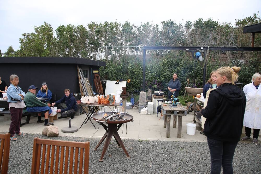 Photo of Outdoor in Bronde