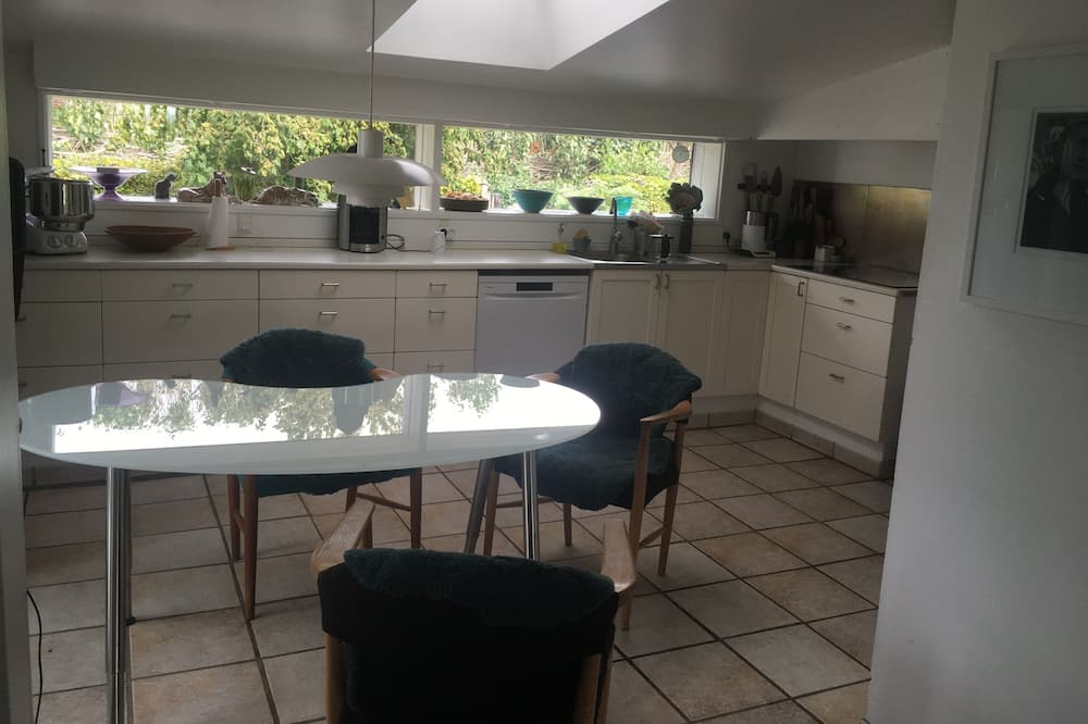 Photo of Kitchen in Bronde