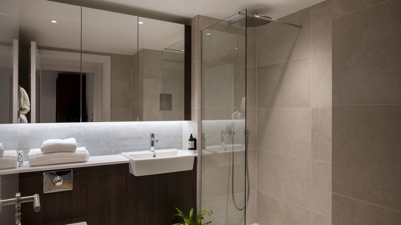 Photo of Others in Canary Wharf