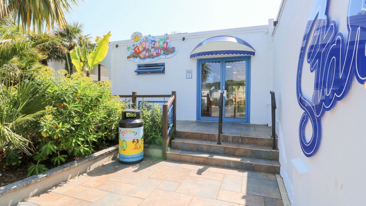 Photo of Others in Dawlish Warren