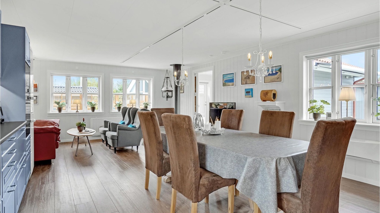 Photo of Others in Store Fuglede