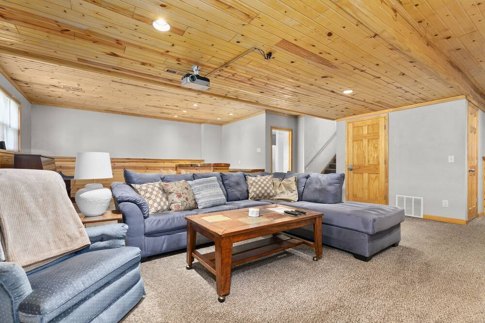 Photo of Livingroom in Menasha