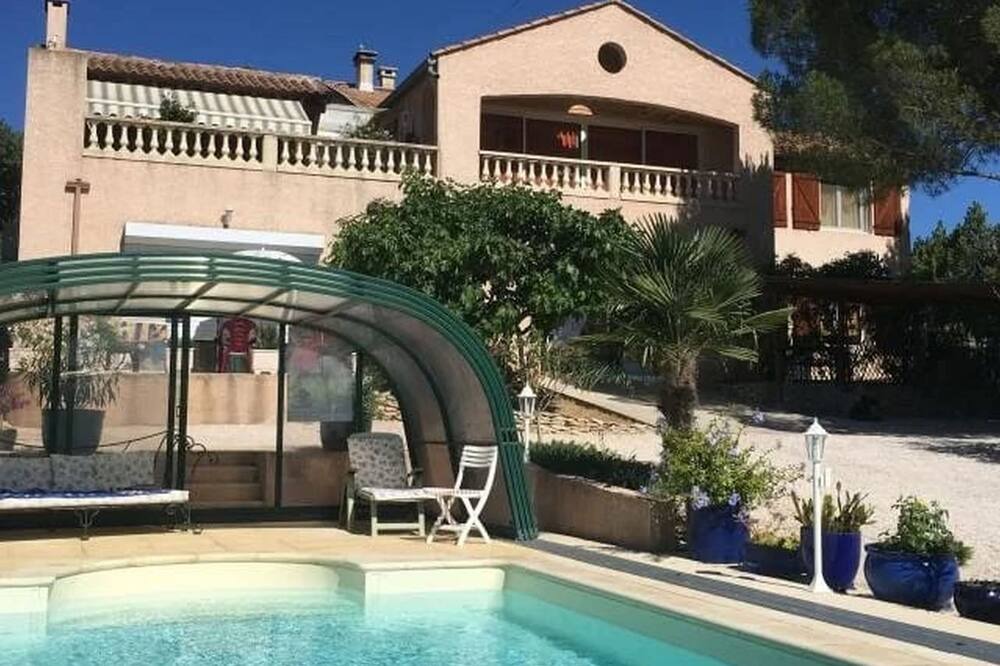 Photo of Outdoor in Aubais