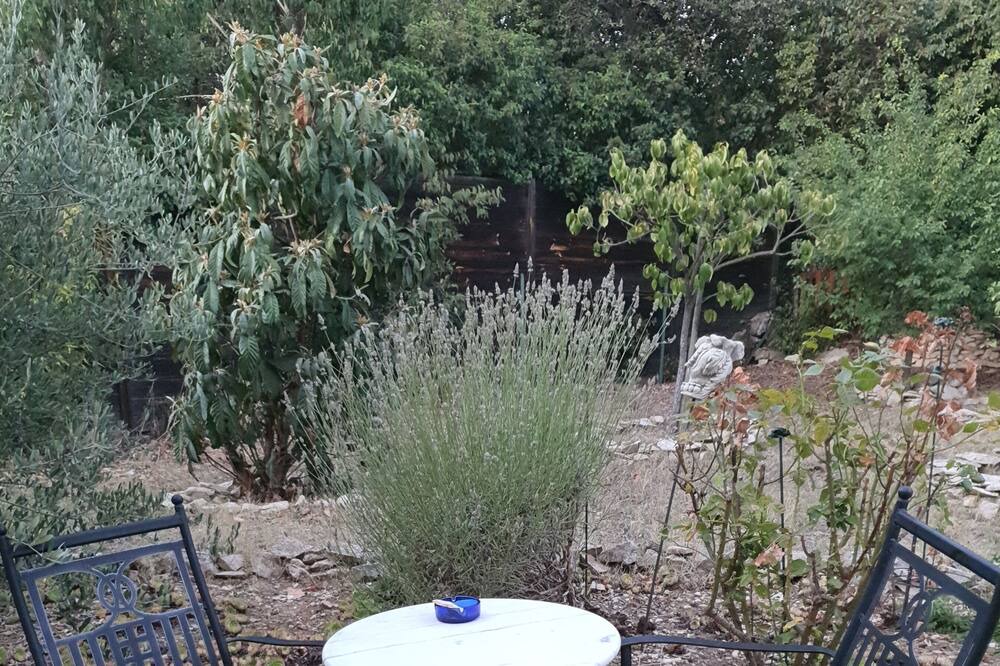 Photo of Patio Balcony in Aubais