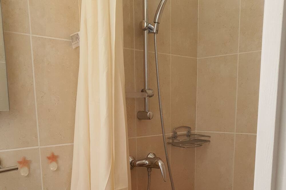 Photo of Bathroom in Aubais