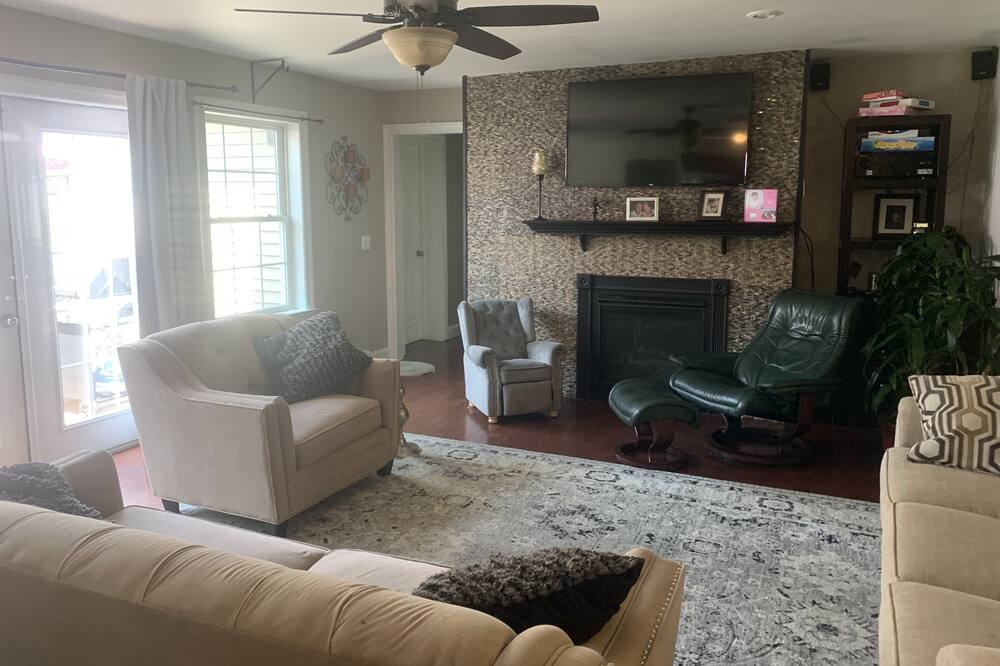 Photo of Livingroom in Spencer