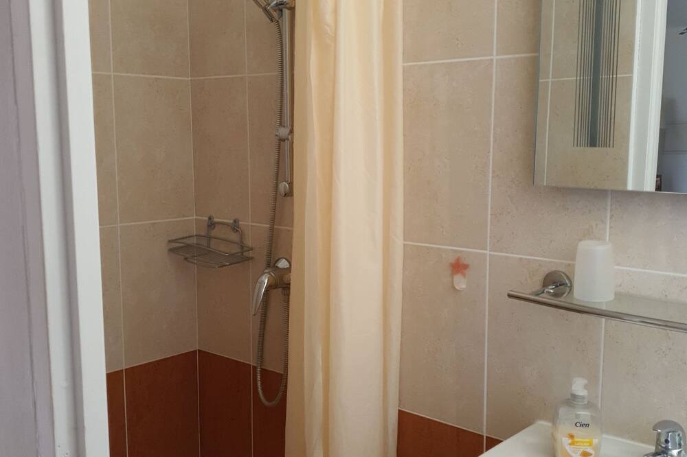 Photo of Bathroom in Aubais
