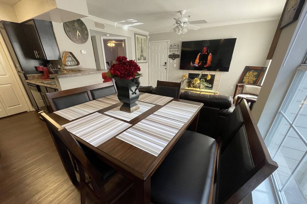 Photo of Kitchen in North Druid Hills