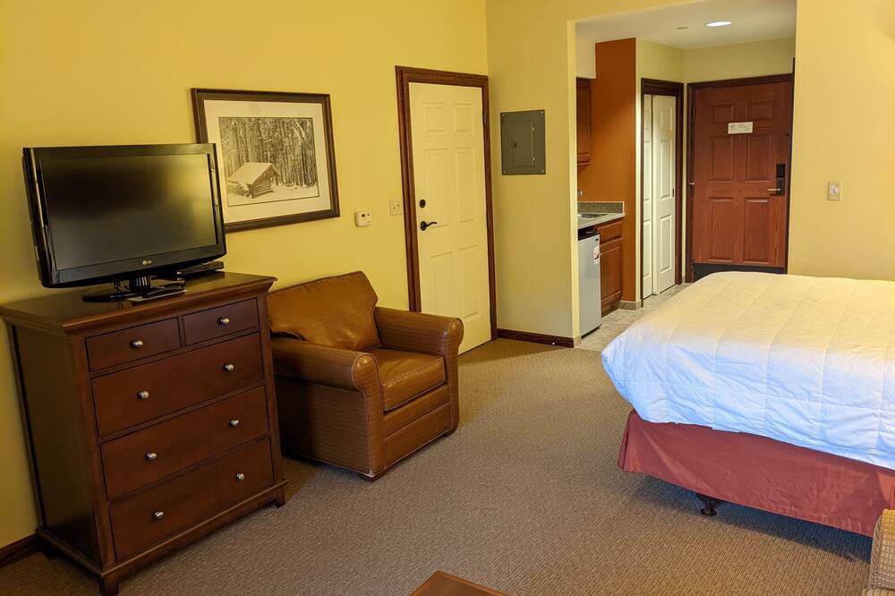 Photo of Bedroom in Ellicottville