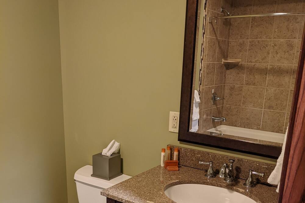 Photo of Bathroom in Ellicottville