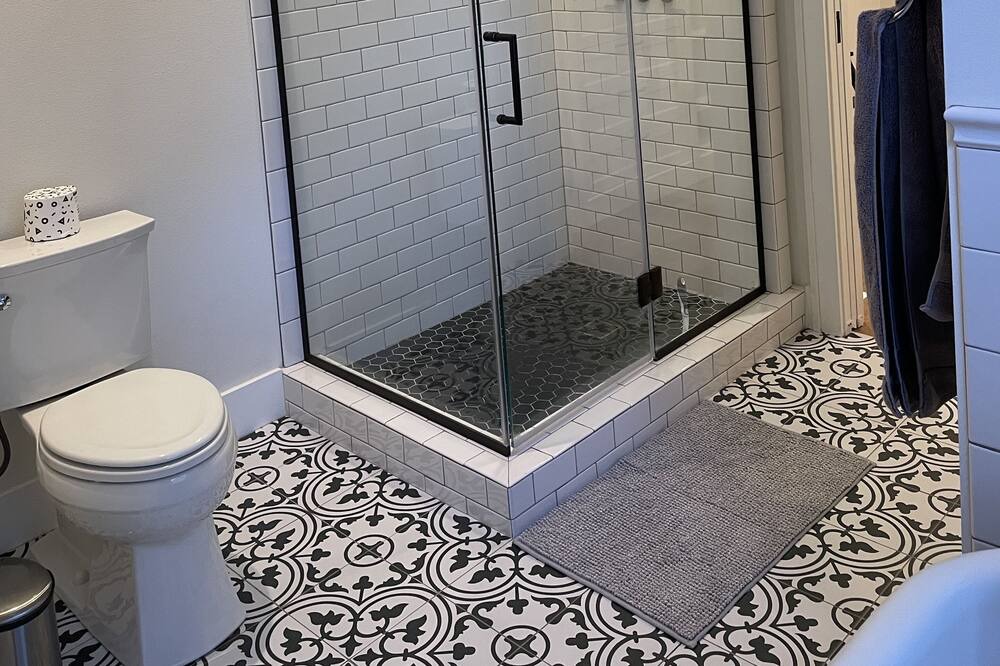Photo of Bathroom in Camas