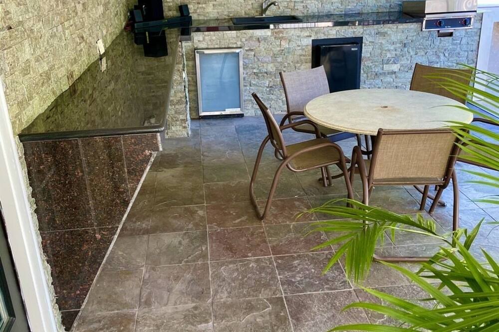 Photo of Patio Balcony in Kings Grant