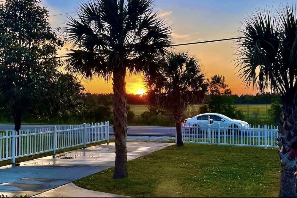Photo of Outdoor in Kings Grant