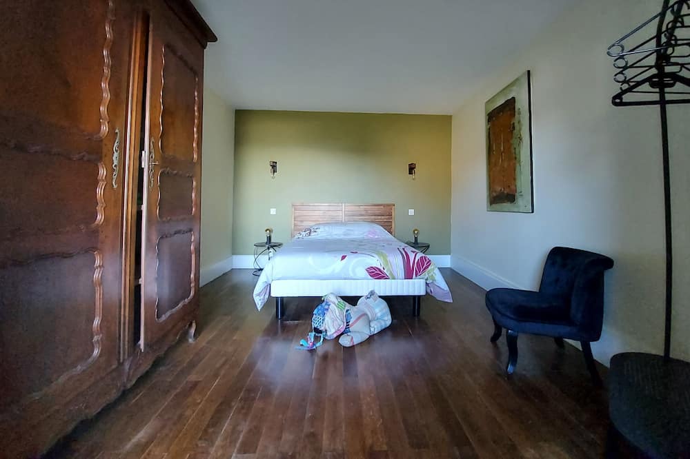 Photo of Bedroom in Boussac-Bourg