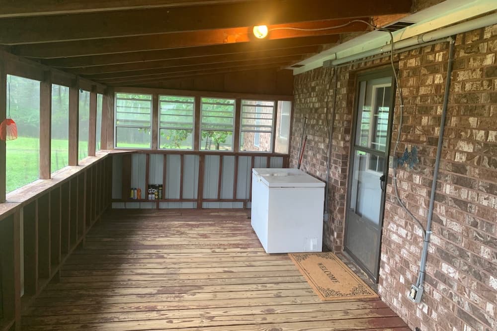 Photo of Outdoor in Ozone