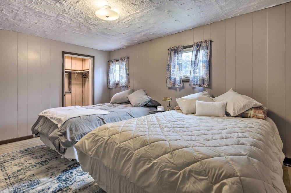 Photo of Bedroom in Ashland