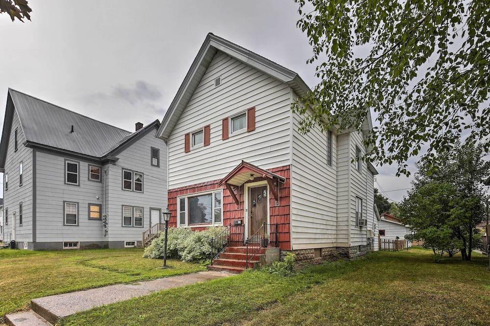 Photo of Outdoor in Ashland