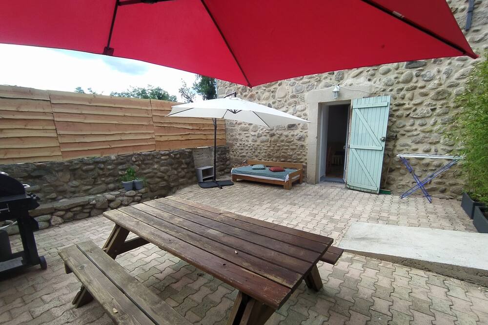 Photo of Patio Balcony in Les Assions