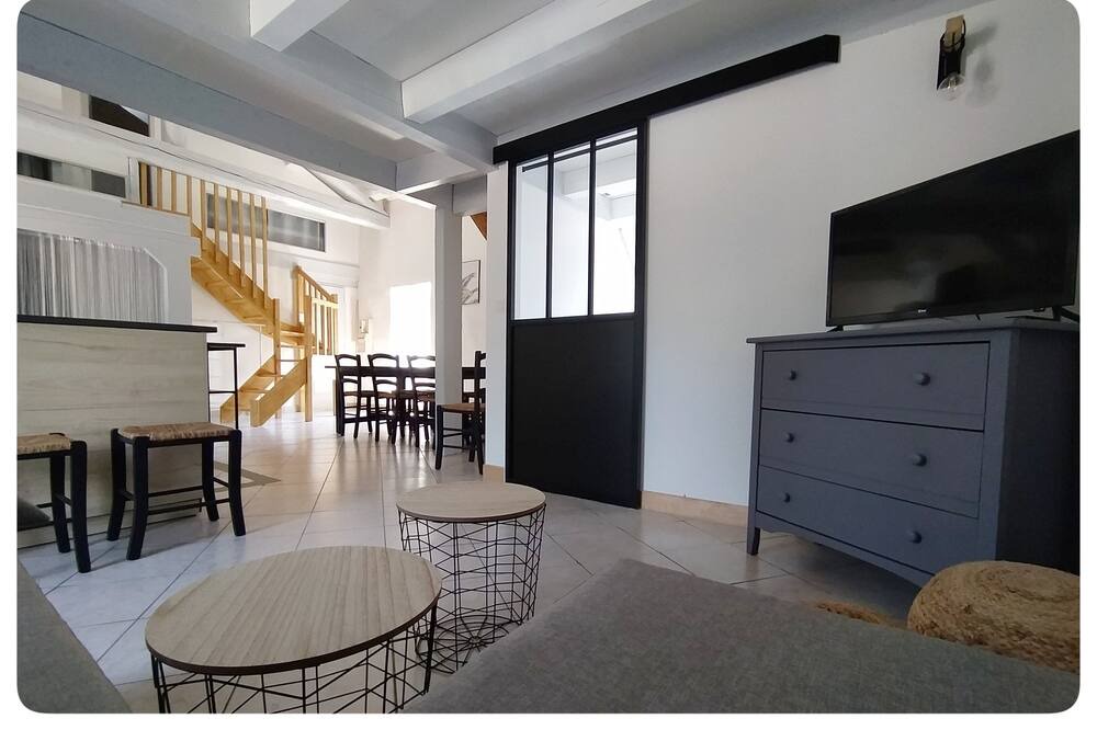 Photo of Livingroom in Les Assions