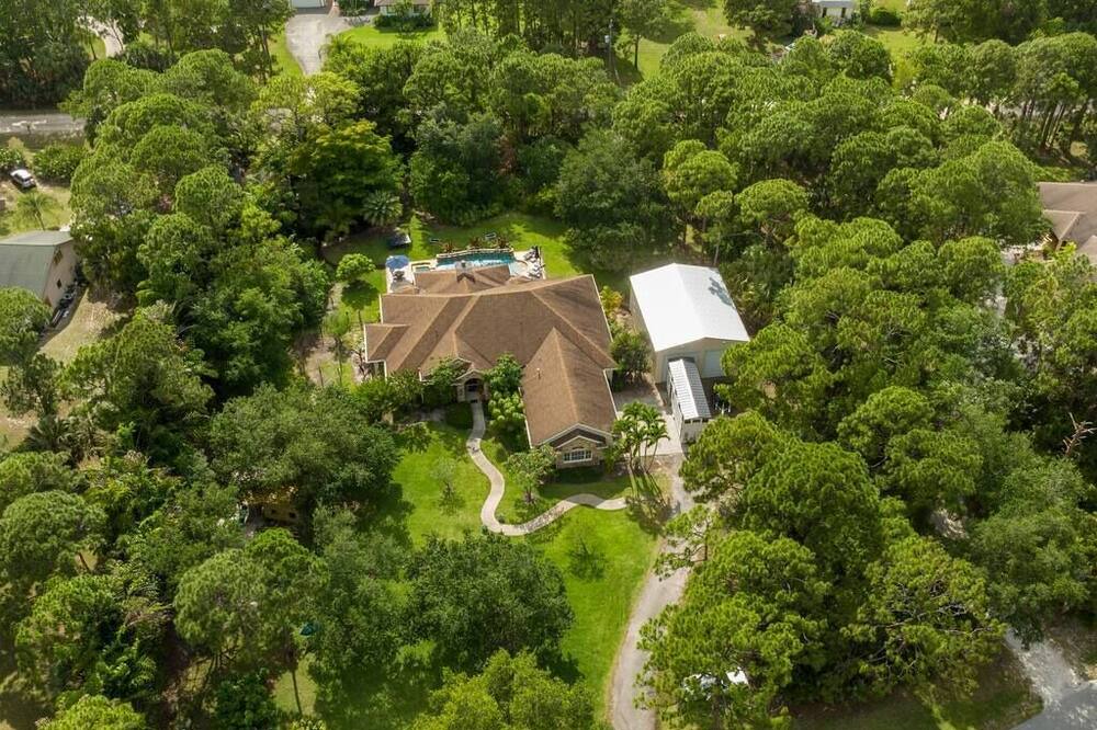 Photo of Outdoor in Palm Beach Country Estates