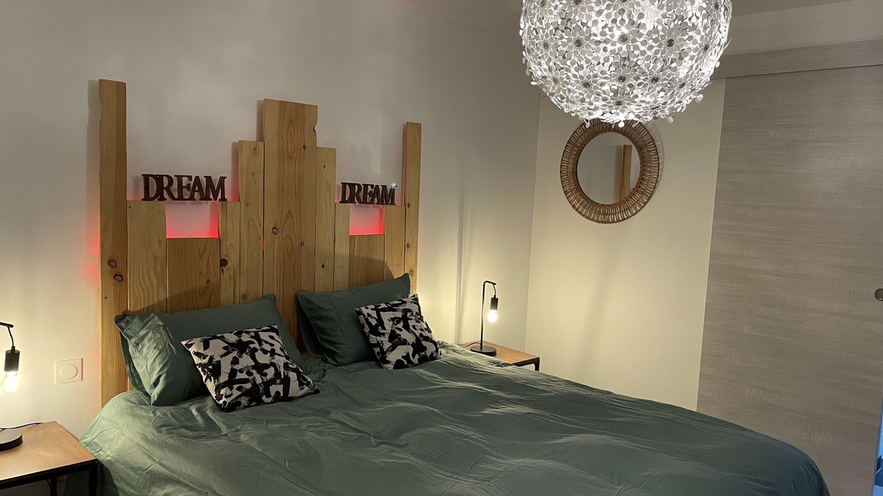 Photo of Others in Abrest