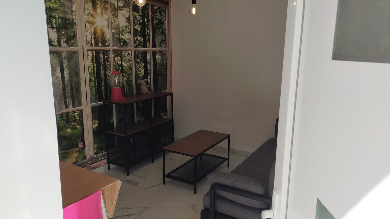 Photo of Others in Abrest