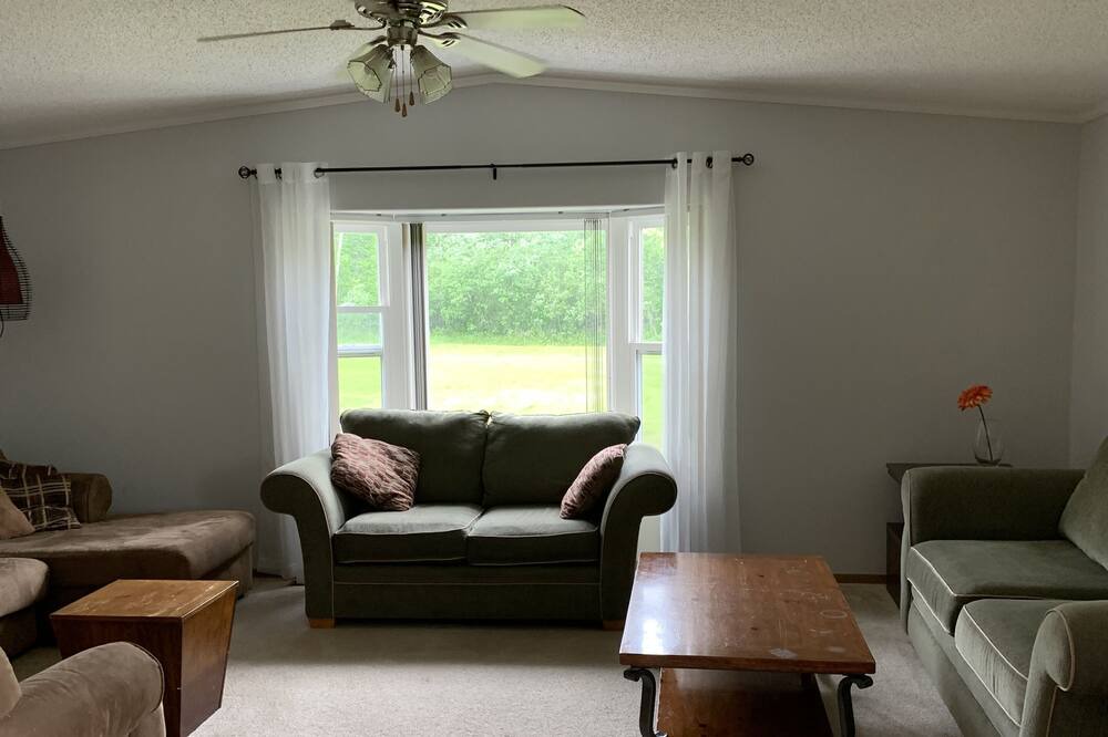 Photo of Livingroom in Traverse Bay