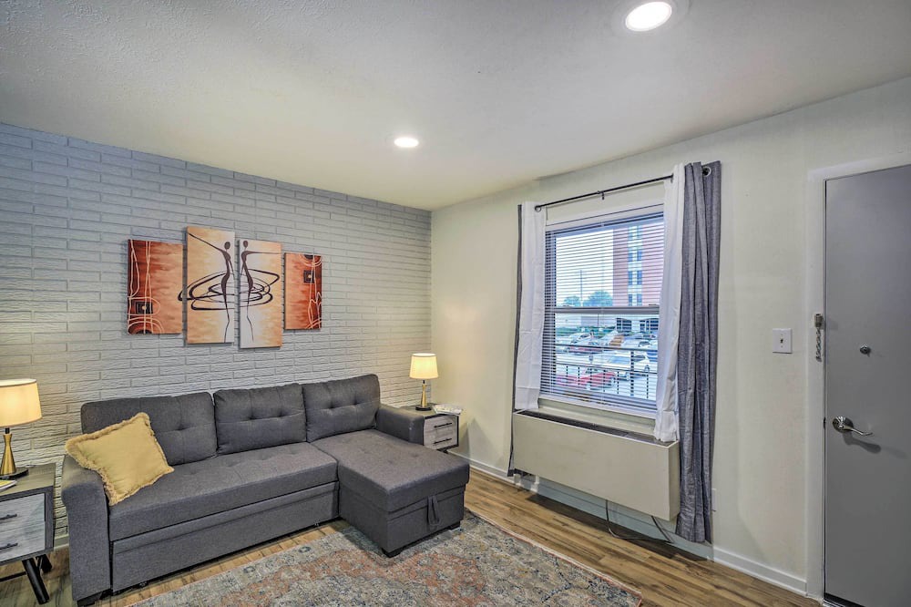 Photo of Bedroom in St. Matthews
