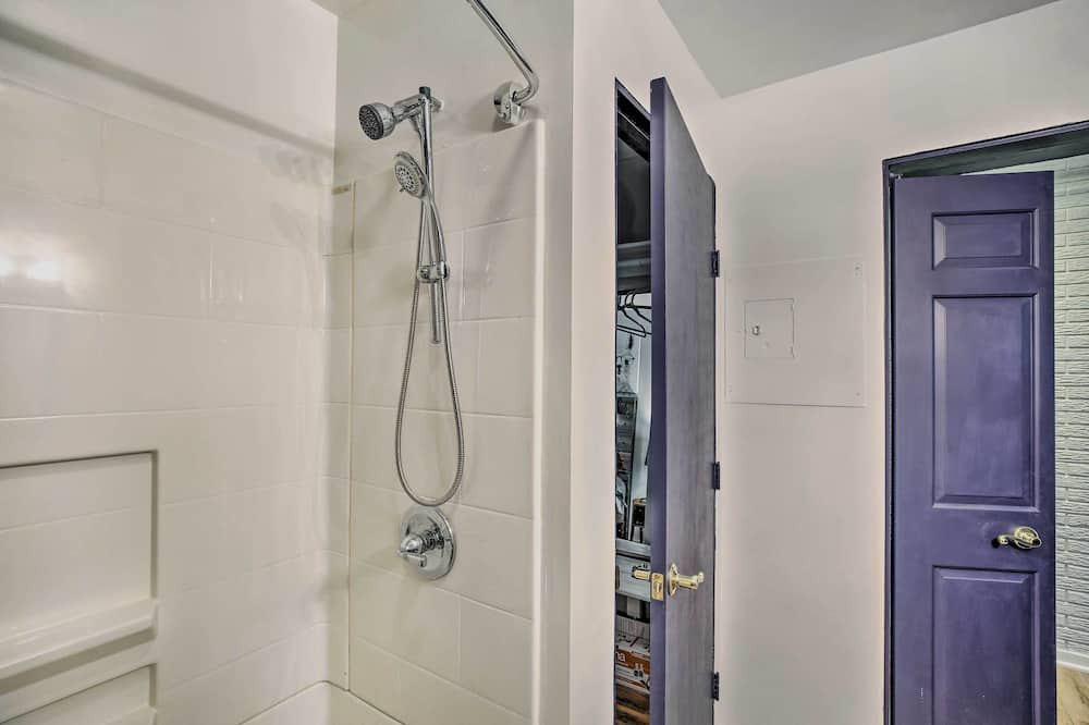 Photo of Bathroom in St. Matthews