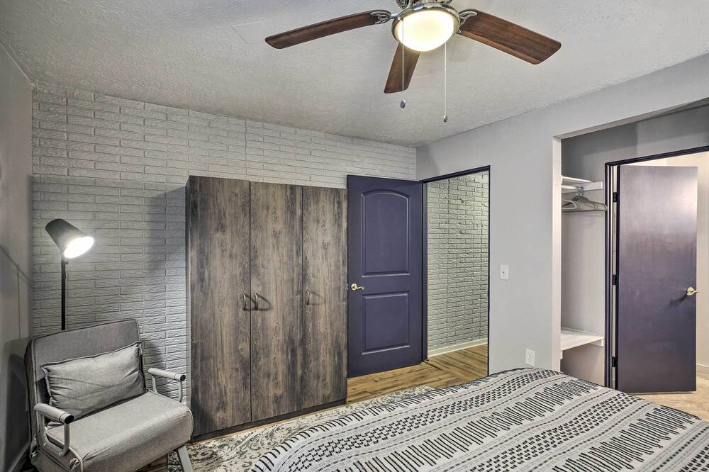 Photo of Bathroom in St. Matthews