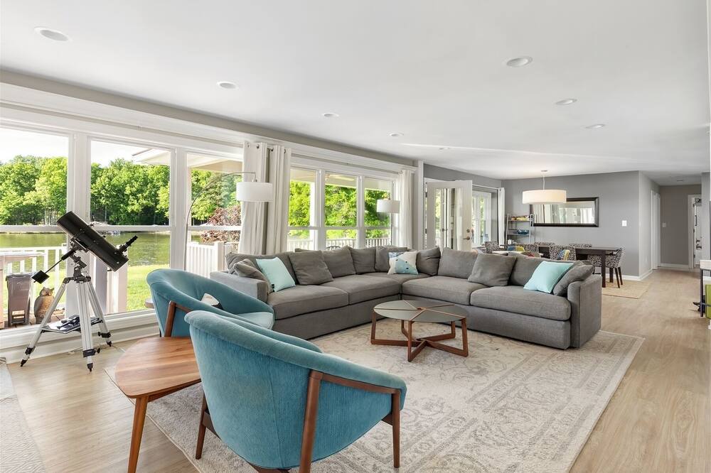 Photo of Livingroom in Macon