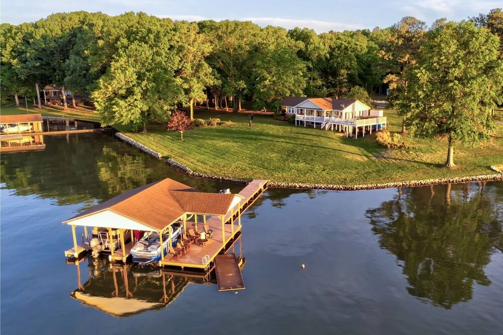 Photo of Outdoor in Macon