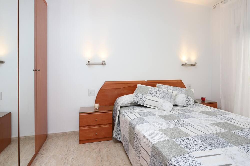 Photo of Bedroom in Torredembarra