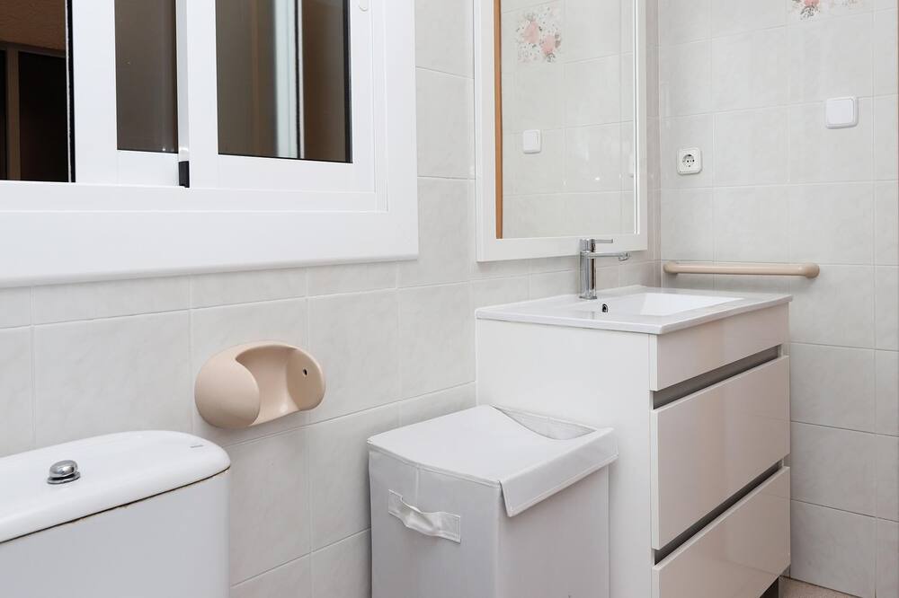 Photo of Bathroom in Torredembarra