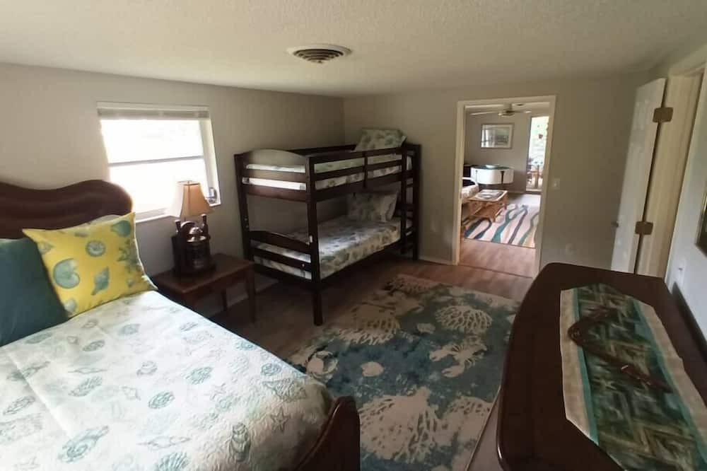 Photo of Others in Venice Gardens