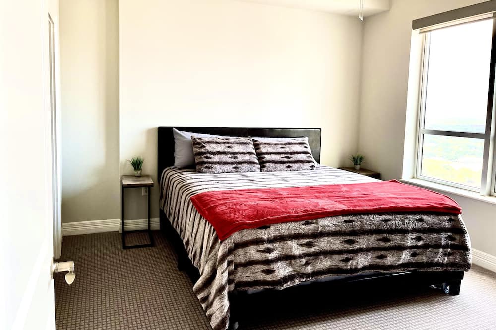 Photo of Bedroom in Uptown