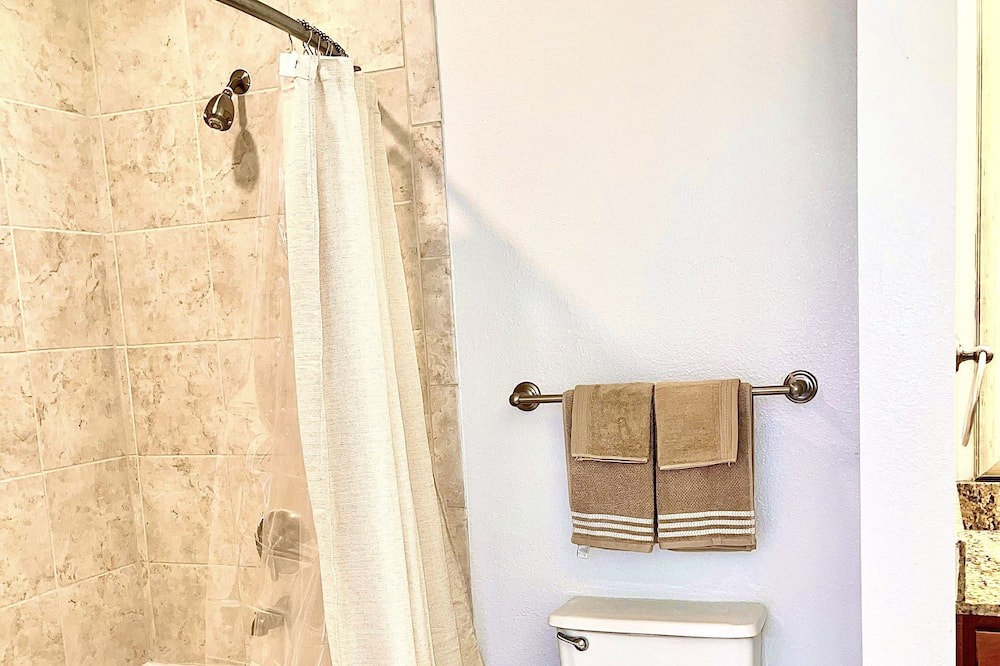 Photo of Bathroom in Uptown