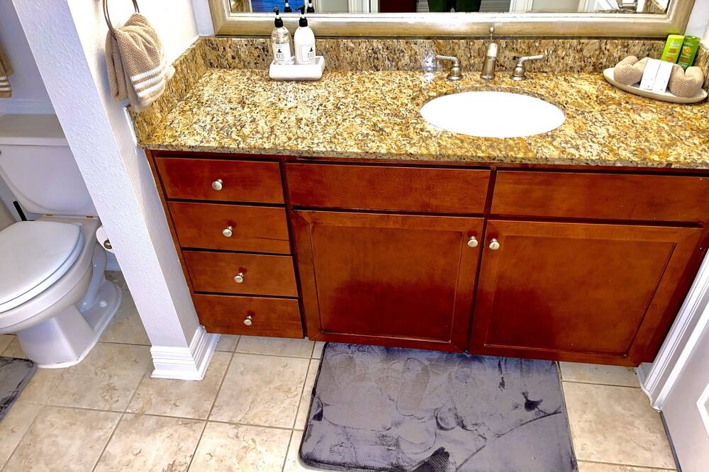 Photo of Bedroom in Uptown