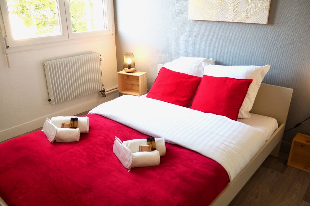 Photo of Bedroom in La Gueriniere Est