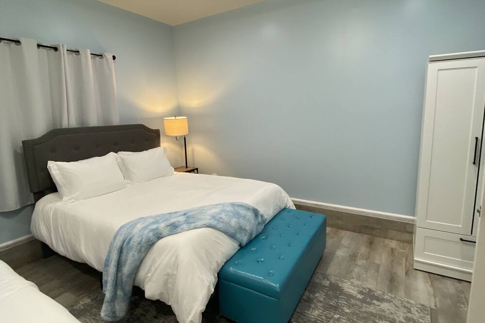 Photo of Bedroom in Wrightwood