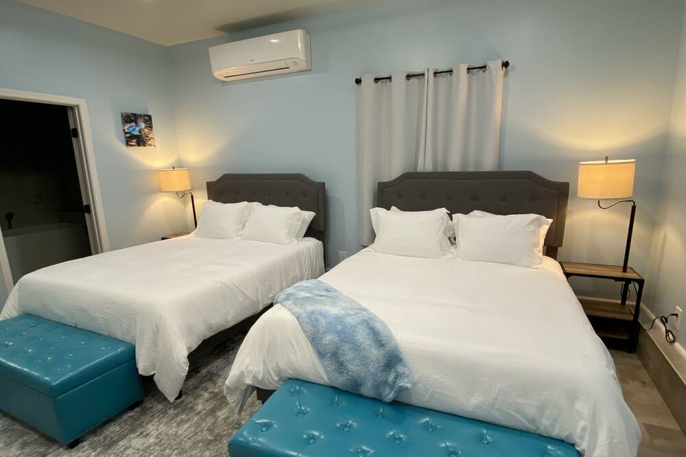 Photo of Bedroom in Wrightwood